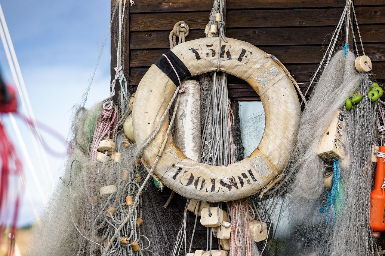 技术支持辅助的制作技术会如何受到社会环境的影响