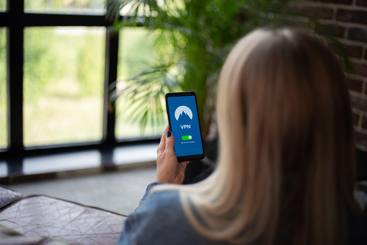 网站实名账号：888彩app手机版详情下载教程